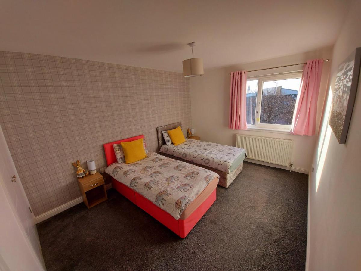 Teddy Bears' 3-Bedroom Maisonette Солткотс Экстерьер фото
